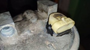 Течёт бензин сверху бака, причина.