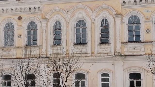 Старинный фасад самоуправления смотреть онлайн