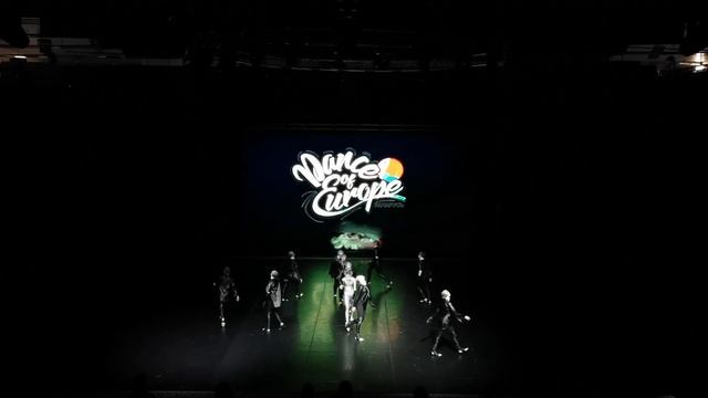 RDC Roleva Dance Center ? Танец " Я не такой как все" смотреть онлайн