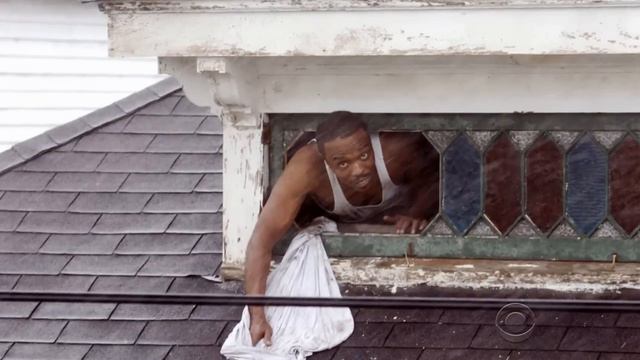 Never-before-heard 911 calls from Hurricane Katrina смотреть онлайн
