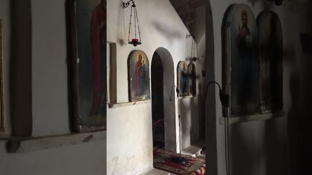 Лутраки, Греция, Храм Апостола Андрея смотреть онлайн