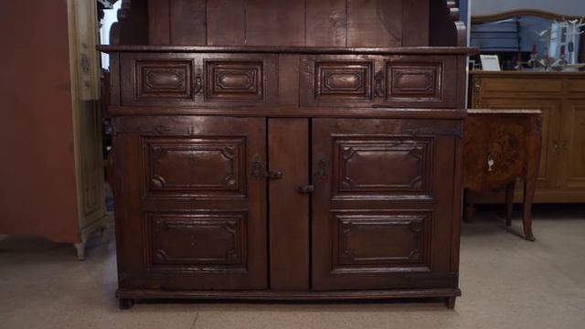 Антикварный сервант смотреть онлайн