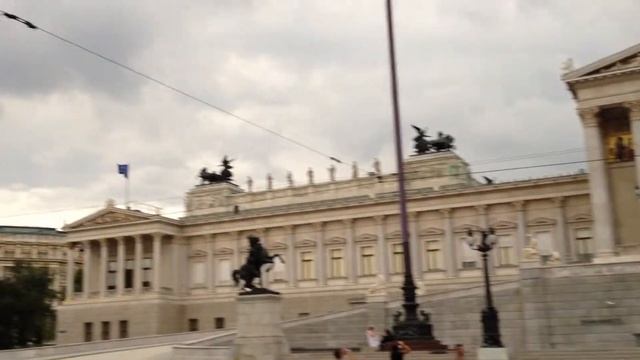 Vienna Parliament Building, (Full HD 1080p) смотреть онлайн