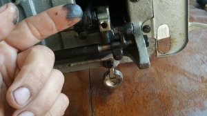 Ремонт швейной машинки Чайка Рвет нитку и нет зигзага Не сложно