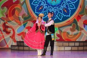 Татарский танец, дуэт Гумеров Денис и Набиуллина Алена