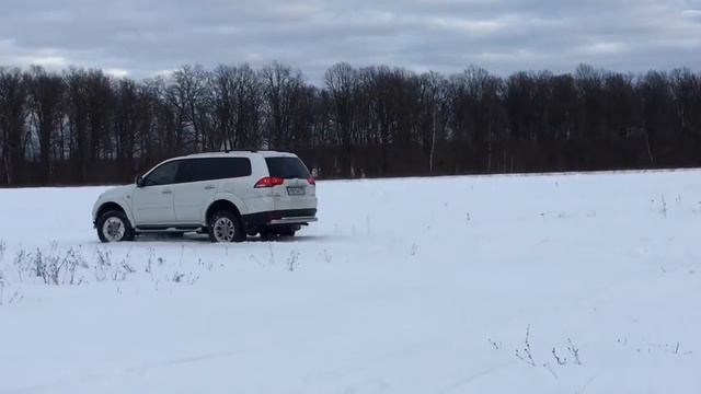 Mitsubishi Pajero Sport 2015 3.0 V6 смотреть онлайн