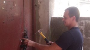 Как открыть навесной (амбарный замок) замок