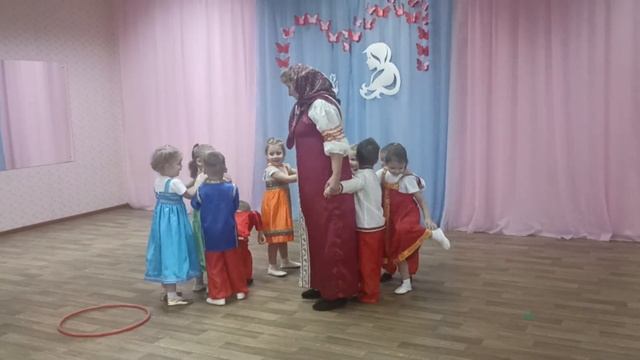 Народная игра Коршун