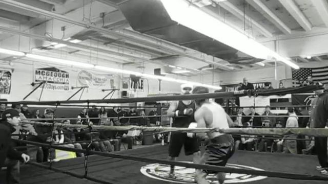 Boston Boxing 3/5/2010 Eric Harper R3 смотреть онлайн