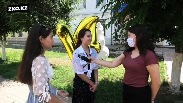 Читаем стихи с жителями Уральска смотреть онлайн