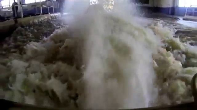 Бронетранспортер БТР 82А  Тест драйв в программе 'Москва рулит'