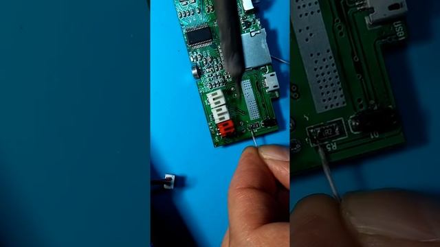 Колонка bluetooth AWEI Y-900 не включается, не заряжается. смотреть онлайн