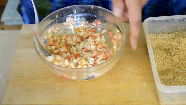 Домашний крабсбургер (бургер с крабовыми палочками) с соусом кетчунез. (пошаговый рецепт)