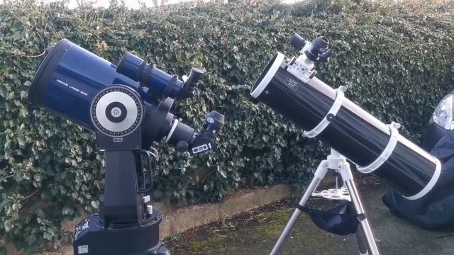 Difference Between 8 Inch Newtonian ( Dobsonian) And 8 Inch Schmidt-Cassegrain Telescopes смотреть онлайн