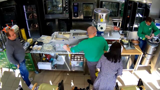 Мастер-класс "Мясо и полуфабрикаты. Шоу мясного короля. Часть 2" смотреть онлайн