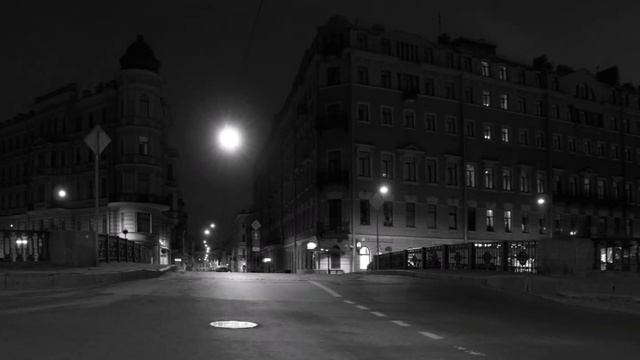 "ОДИНОЧЕСТВО В ГОРОДЕ"... (Фото Юрия Шемякина (СПб), музыка Абеля Корженёвского) смотреть онлайн