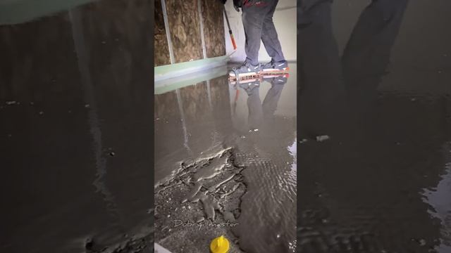 Быстротвердеющий наливной пол Premix EcoLevel смотреть онлайн