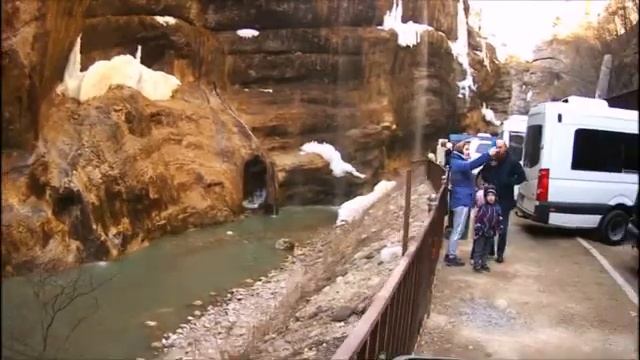 Чегемские водопады в марте 2020 смотреть онлайн