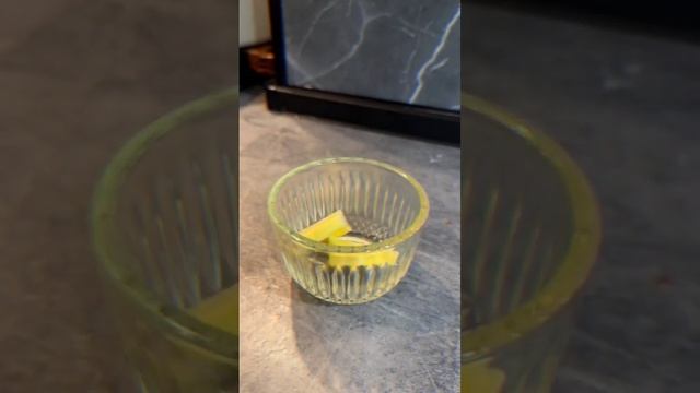 ХРУСТЯЩАЯ КАРТОШЕЧКА! Хрустящая картошка дольками в духовке рецепт #shorts #картошка #рецепт смотреть онлайн