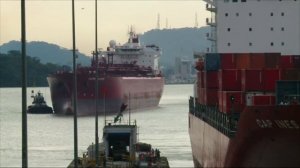 [ Разница между Суэцким и Панамским каналами ]