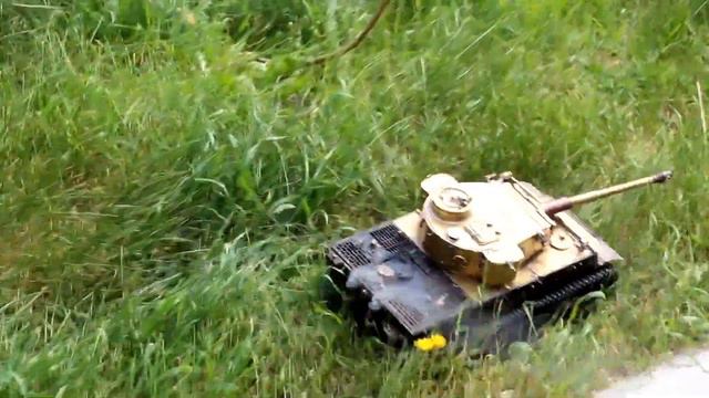 1/16 RC Model Panzer Tank tiger ТИГР 16 МАСШТАБ tank with benedini smoke смотреть онлайн