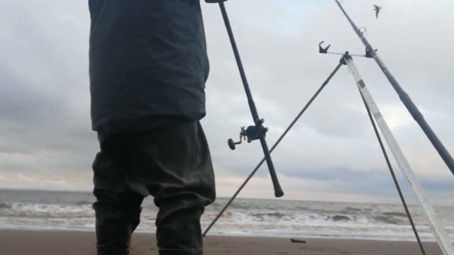 Fishing Minehead, North East Wind, So A Couple Tips In Here.