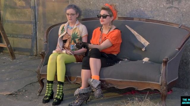 DESPERATELY SEEKING SUSAN (1985) - Commentary By Susan Seidelman & MORE