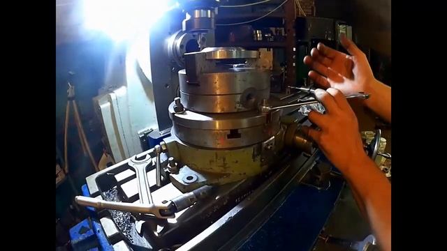 Изготовление нестандартного карданного вала из доступных запчастей. Часть 1. "Изготовление фланцев" смотреть онлайн