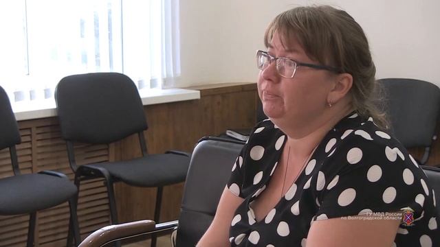 Начальник Главка провел выездной прием граждан Среднеахтубинского и Ленинского района с участием смотреть онлайн