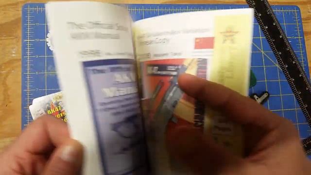 AK 47 Library Book - All the Kalashnikov Books in your Pocket смотреть онлайн