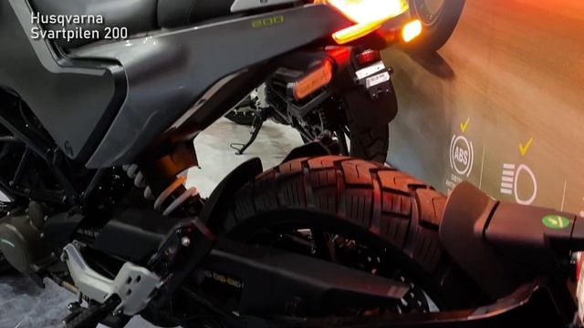 Svartpilen 200 Husqvarna смотреть онлайн