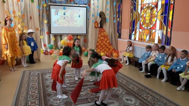 Танец "Рябинки" старшая группа смотреть онлайн