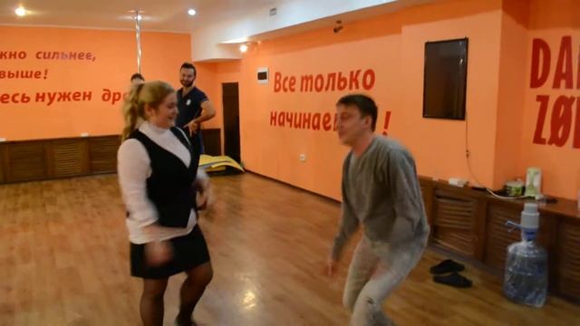 Урок танца Бачата от Алана 2 #КазанскоеПодворье смотреть онлайн