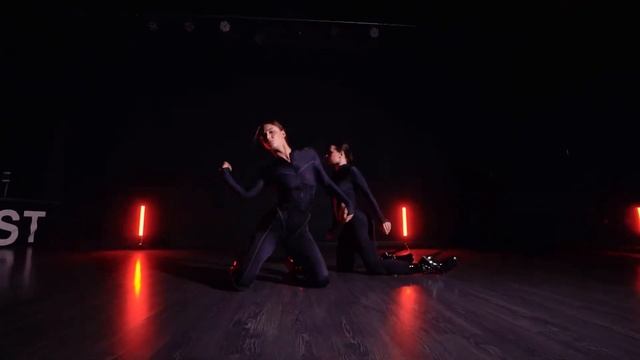 GUCCI FRAMES / FRAME UP STRIP / JULIA GOGINA & MARIA STEPANOVA смотреть онлайн