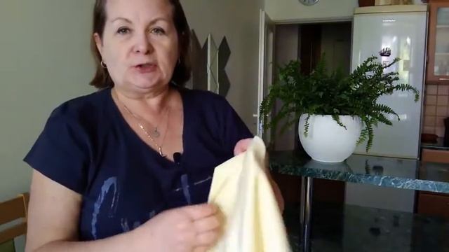 Топ на резинке.