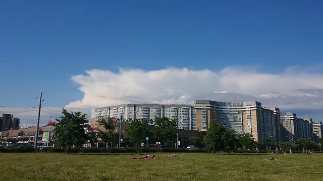Завтра будет гроза/Небо над Питером/Июнь смотреть онлайн