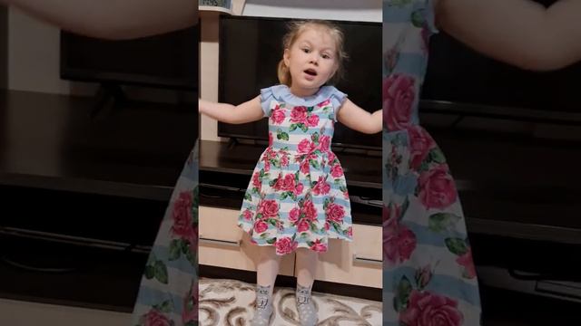 ходит наша бабушка смотреть онлайн