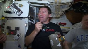 Обед по-космически