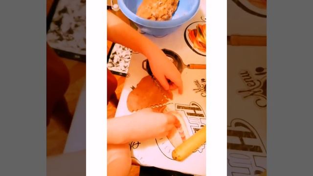 печенье печёт Эдгард смотреть онлайн