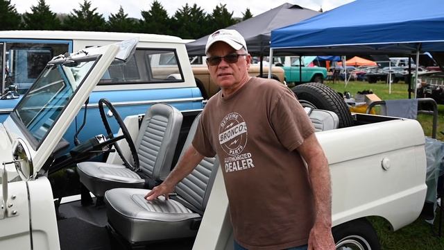 What makes a 1966 Bronco unique? смотреть онлайн