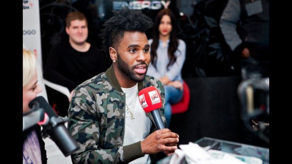 Jason Derulo в Москве."Get Ugly" на русском.