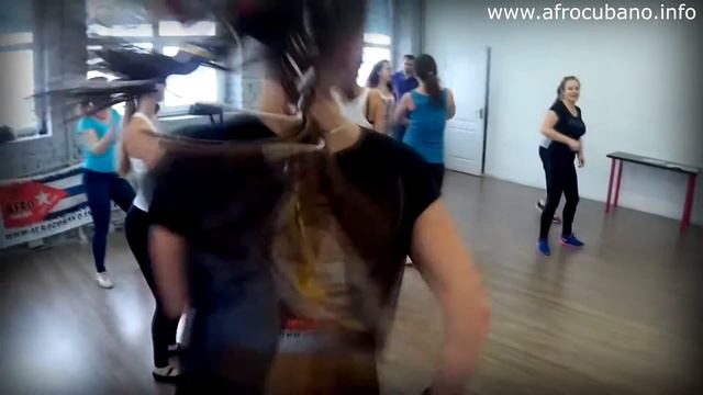 Urban Salsa In Kiev - Катя Key Hedera Плющ