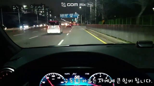 벤츠 신형 GLA250 4M 야간시승 문의 010 9500 3715 смотреть онлайн