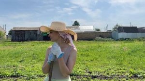 НЕ СПРАВЛЯЕМСЯ С 30 СОТКАМИ В ДЕРЕВНЕ