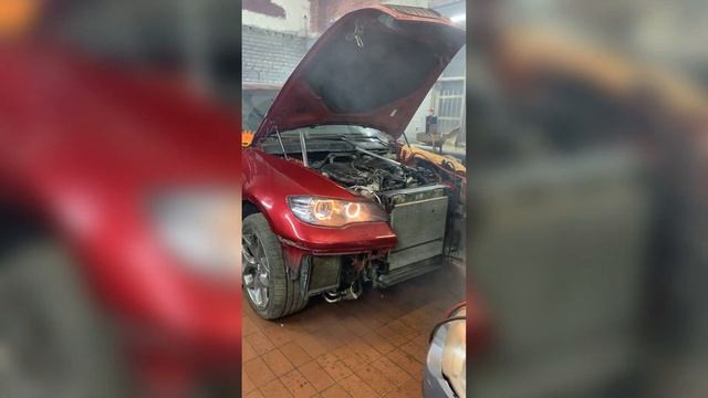 Я снова в деле! НОВЫЙ ГОД ! БМВ Х6 мы завелись ! #москва #бмв #бмвх6 #bmwm #bmwx6m #bmwmotorrad