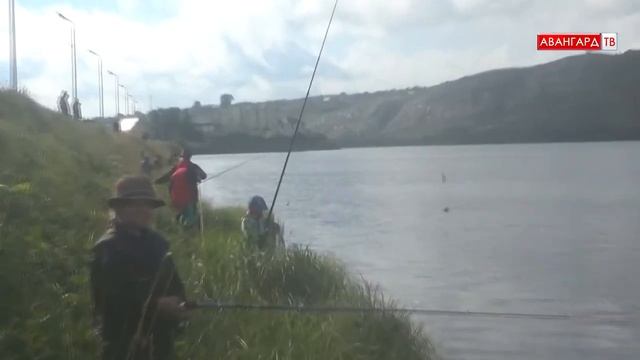 Впервые в Катав-Ивановске состоялись соревнования по летней рыбалке смотреть онлайн