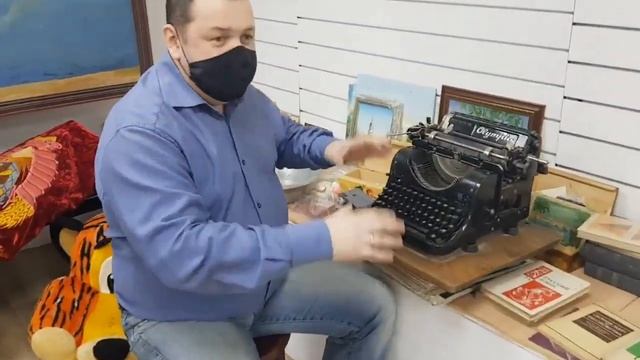 ИНВЕСТИРУЕМ В АНТИКВАРНУЮ ПЕЧАТНУЮ МАШИНКУ OLIMPIA MOD  8 Германия Довоенная