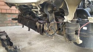 Isuzu Elf 1995 Поднятие кабины, регулировка пружины