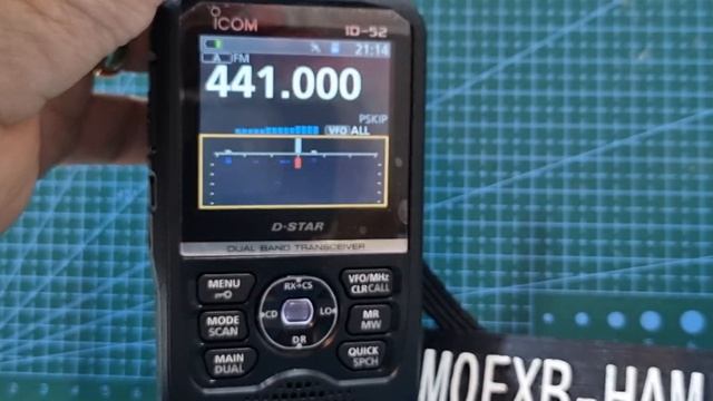 ICOM ID-51 Scan , GPS , Band Scope. смотреть онлайн