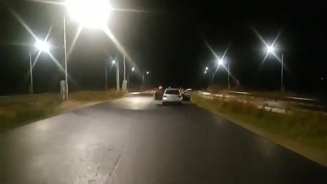 Sundown zv5 15",
4x faital pro 8fe200 (2 pe ușile din spate)
& 4x cadence de 8" смотреть онлайн